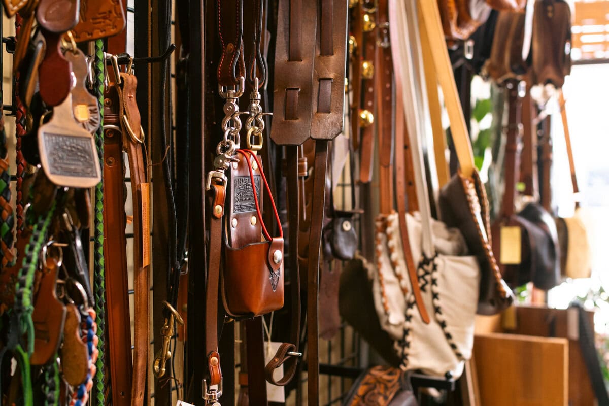 Alma Leather-06