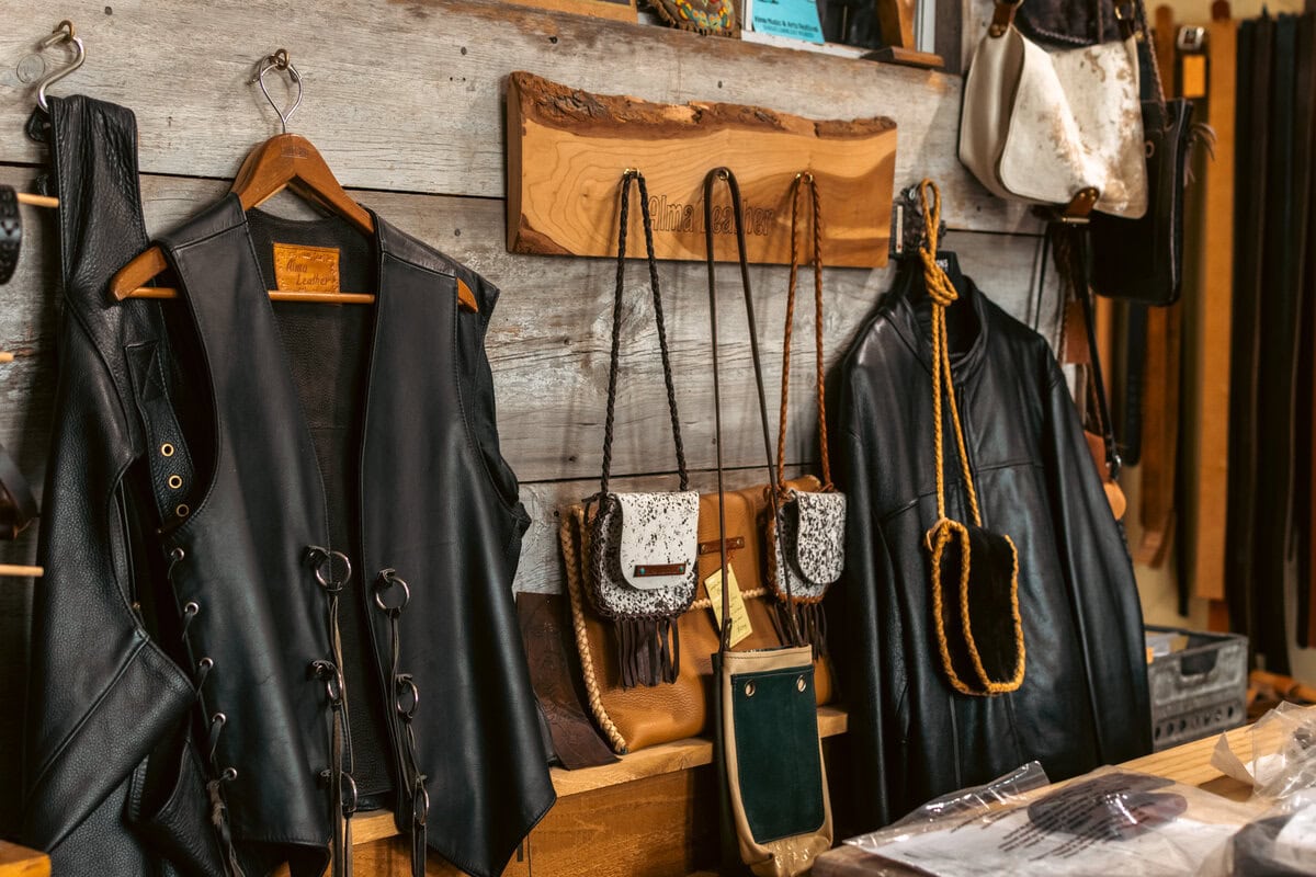 Alma Leather-12