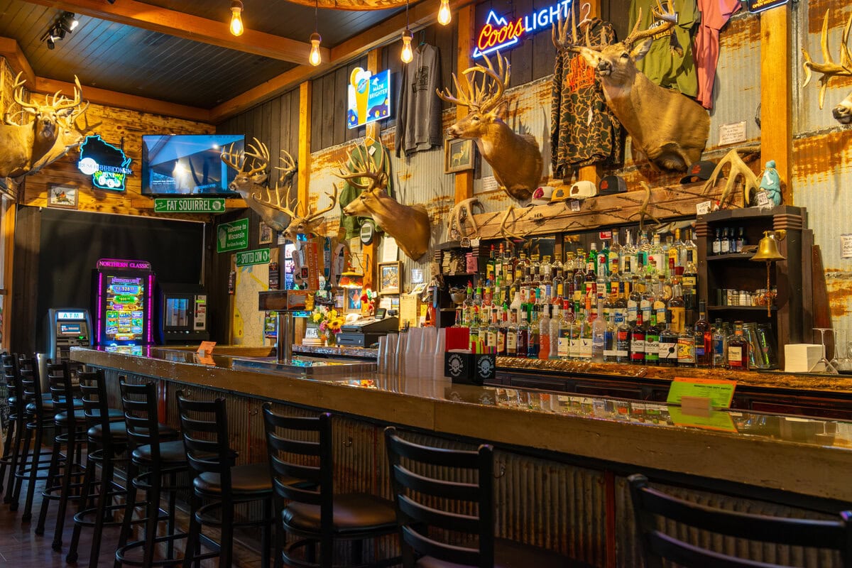 Alma - Red Ram Saloon-10