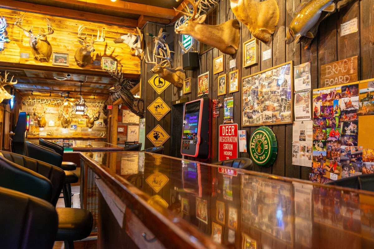 Alma - Red Ram Saloon-14